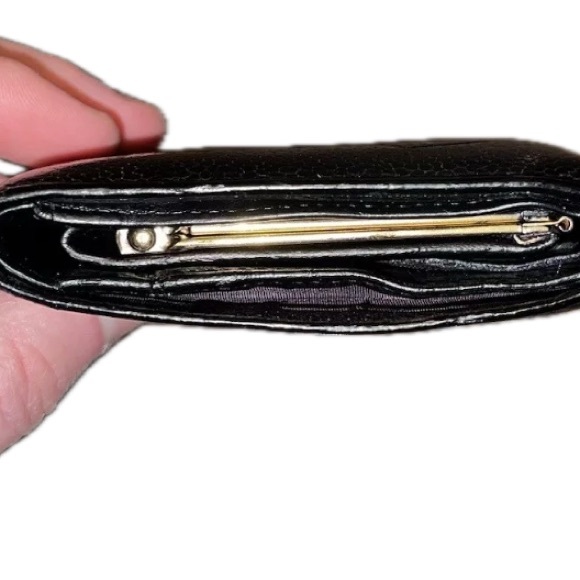 GUC CHANEL CC Logo CAVIAR Wallet Card Holder Black Leather CLASSIC LUXURY! - Picture 5 of 12